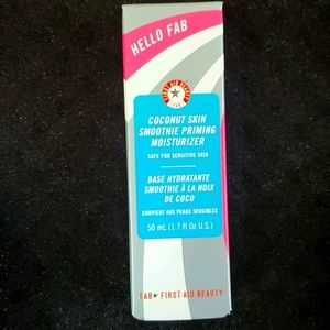 Coconut Skin Smoothie Priming Moisturizer